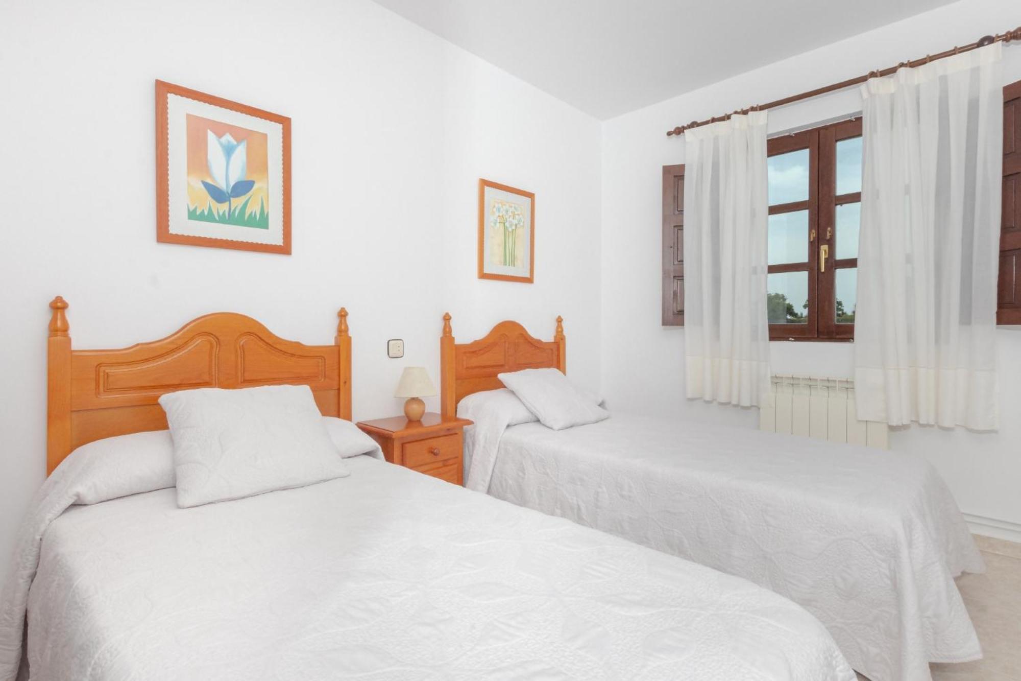 Apartamentos El Acebo Navés المظهر الخارجي الصورة