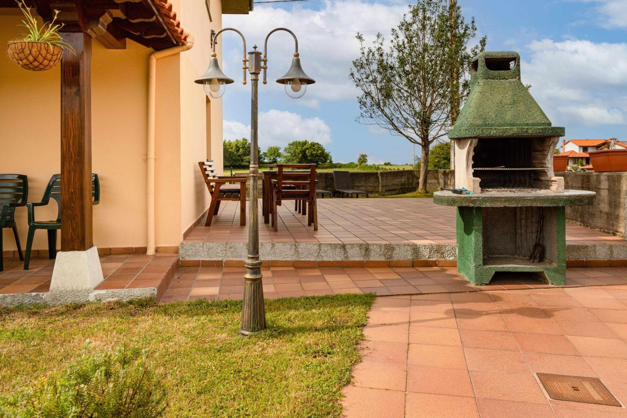 Apartamentos El Acebo Navés المظهر الخارجي الصورة
