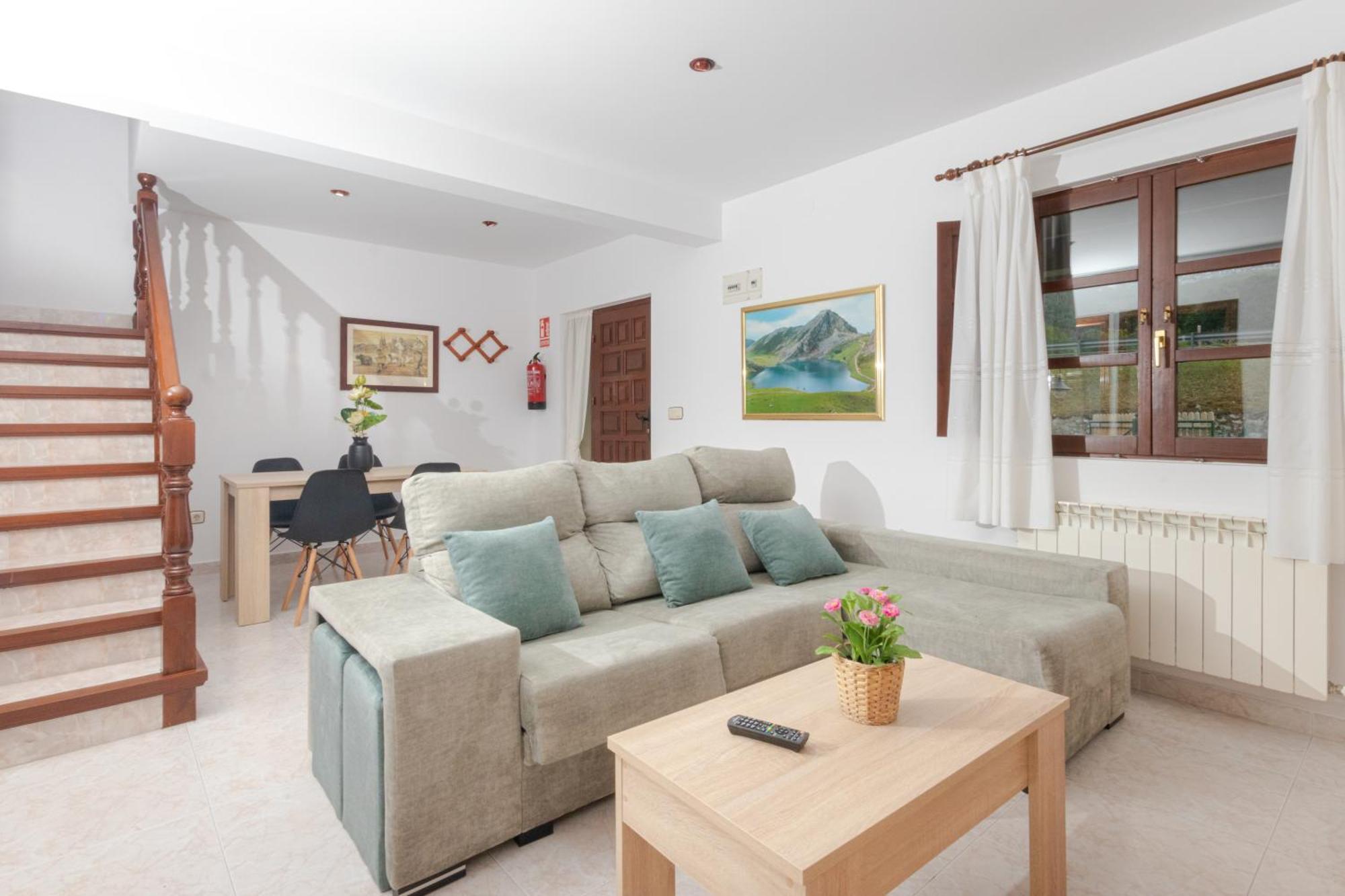 Apartamentos El Acebo Navés الغرفة الصورة