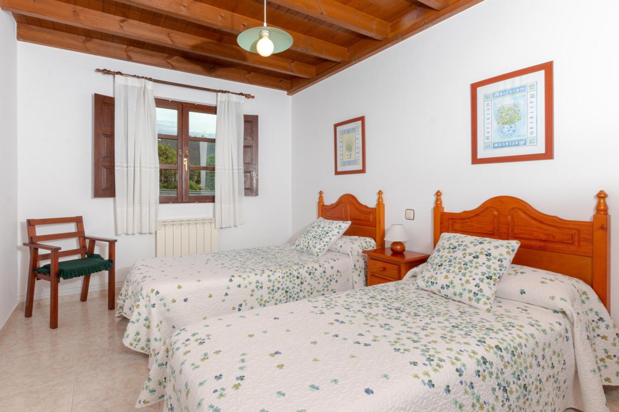 Apartamentos El Acebo Navés الغرفة الصورة